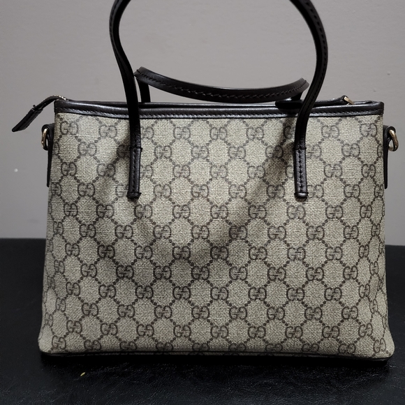 โ๏ธSOLDโ๏ธ Gucci Supreme 2way Canvas Bag - Picture 10 of 16